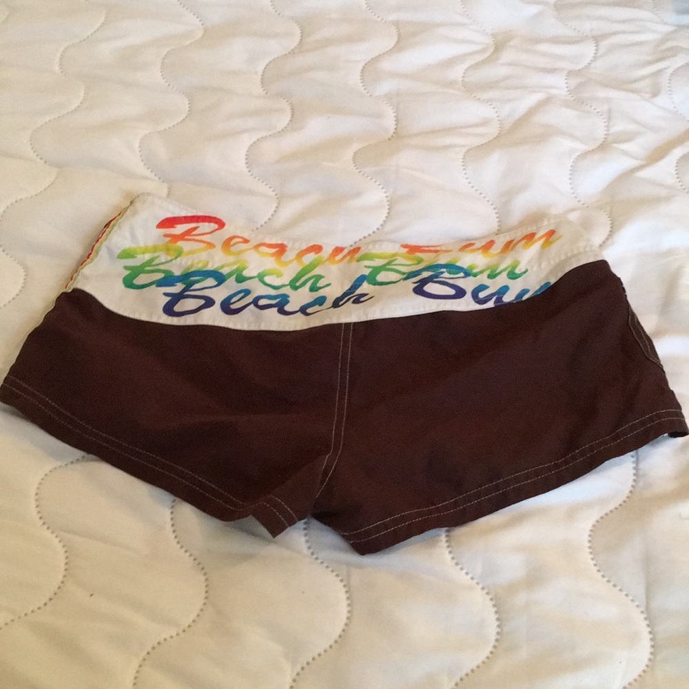 Shorts - Picture 2 of 2
